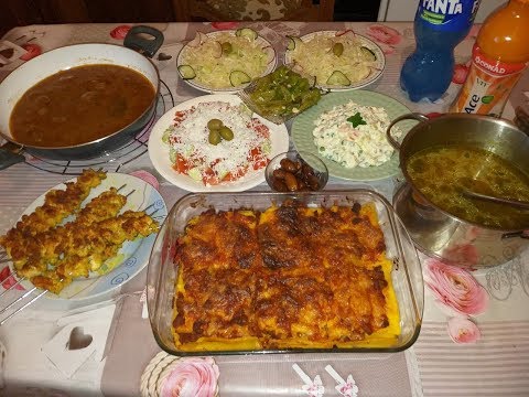 Sofra e Iftarit per Kallabllek Meny e Shijshme me Shume Lloje Gatime