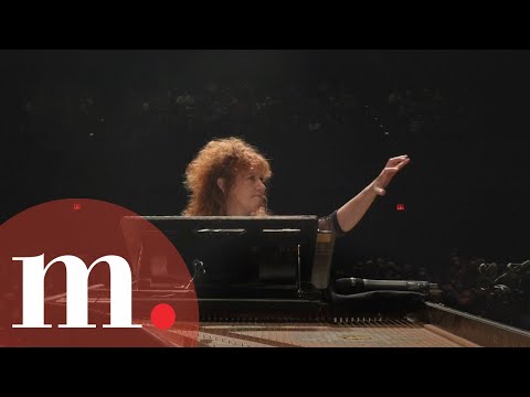 Jeannette Sorrell with Apollo's Fire perform Vivaldi's Four Seasons