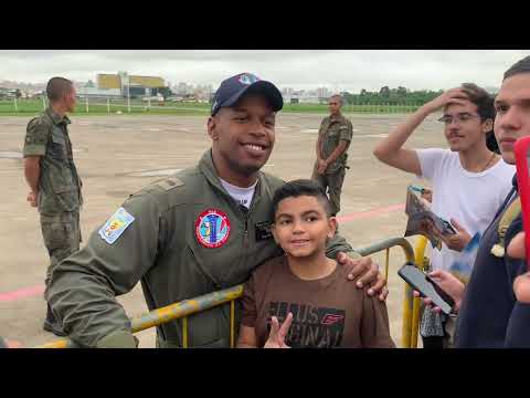 PILOTOS da Esquadrilha da Fumaça 💨 no Domingo Aéreo em SP