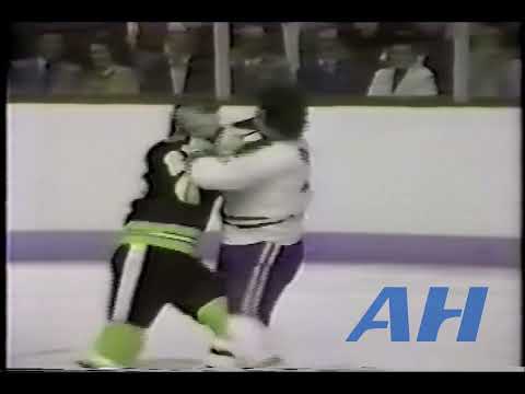 NHL Oct. 25, 1975 Montreal Canadiens v Boston Bruins Bench Clearing Brawl