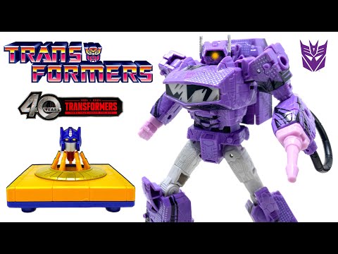 WOW! Transformers COMIC EDITION Voyager Class SHOCKWAVE Review