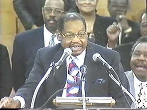 Bishop G E Patterson Sings "High Place" @ 88th Holy Convocation (1995)