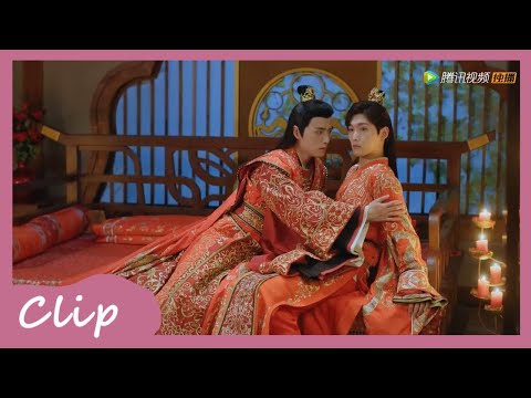 Wedding night! After opening the door, she saw her two husband hugging together?