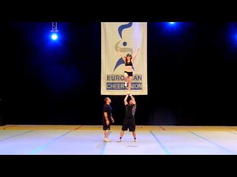 ECU 2012 - partner stunt - JNS Daniela Prokopová a Mirek Lehovec