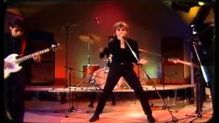 ULTRAVOX LIFE AT RAINBOWS END (for all the tax exiles on main street)