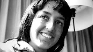 The 6 Best Documentaries About Joan Baez
