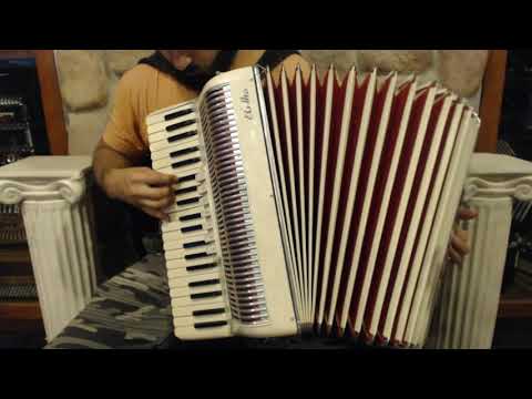 4378 - Cream Elettra Piano Accordion LMMH 41 120 $599