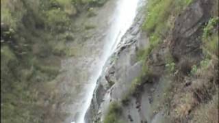 preview picture of video 'Air Terjun Sedudo (Sedudo Waterfall) - Nganjuk - East Java'