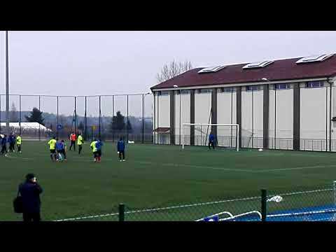 Canarinhos Skórzewo - Huragan Michorzewo rzut karny