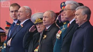 戦勝記念パレードでプーチン氏　ウクライナとの戦闘継続を強調(2026年5月10日)