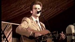 Del McCoury Band   I Feel the Blues Movin&#39; In