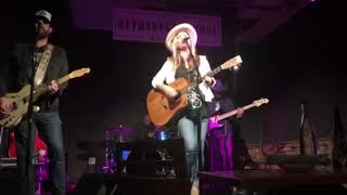 Sunny Sweeney - Drink Myself Single