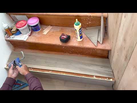 AQ Marlin 2021-1215 stairs