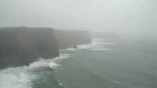 preview picture of video 'Cliffs Of Moher (Ireland)'