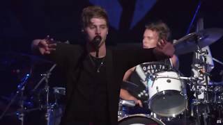 5 Seconds of Summer Live Concert 2017