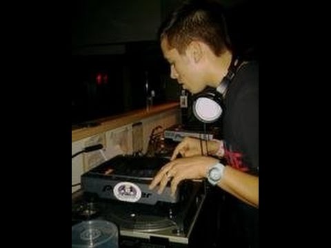 Oldskool Hardcore & jungle mix by DJ Santini