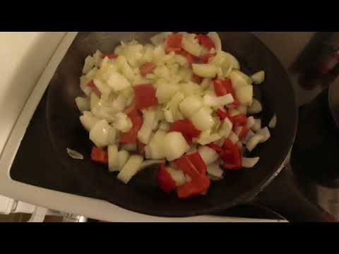 MongoTV_9661 - Mongo Madskole - Karry RIS Med Stegte LØG og RØD PEBERFRUGT og TAMARI