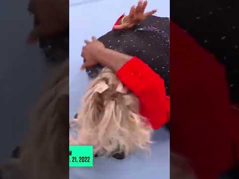 Kiss#wwe #youtubeshorts #viral #24/7 title