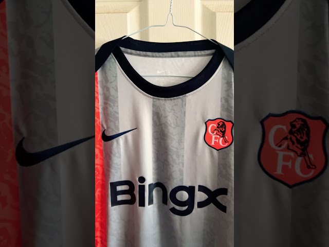 Vídeo relacionado con Chelsea FC - Chaqueta de entrenamiento oficial - Para hombre - Estilo retro - Small