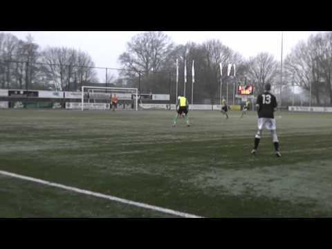 Sp Neede B1 - WVV'34 B1, zaterdag 7 december 2013.