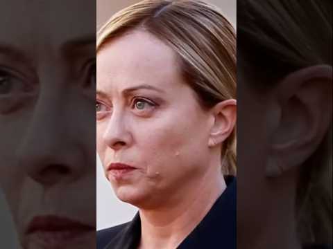 #giorgiameloni #Italy 🇮🇹PM #shorts Christmas 🎄 #trends #video #videovirale #shortsfeed #shortsvideo