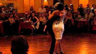 Natacha Poberaj y El Chino Perico en Salon Caning