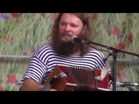 Kauges külas - VÄLIHARF