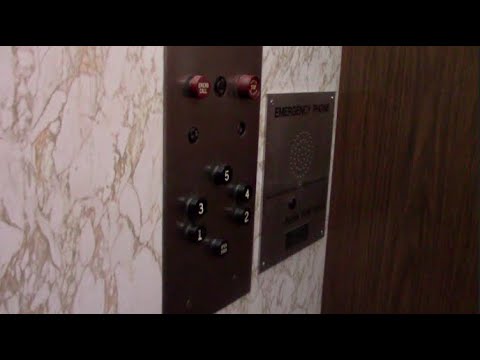 Vintage Otis Hydraulic Elevator 2 in Chicago, IL