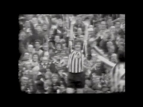 Newcastle United v Arsenal - 1969/70 - D1 30/08  (3-1) goals