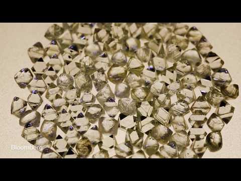 我們購買鑽石的真正原因 (The Real Reason We Buy Diamonds)