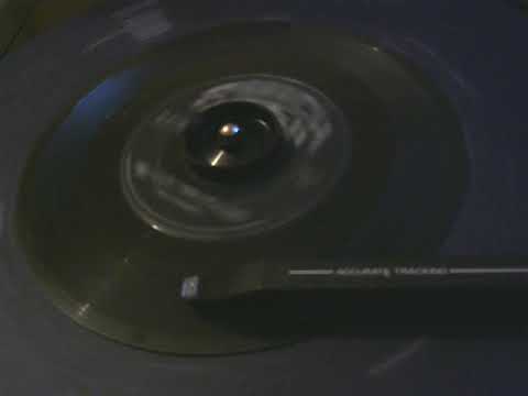 45 rpm: The Trixies -  We Love You Beatles - 1964