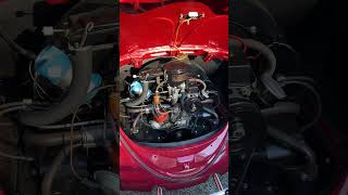 1962 Volkswagen Beetle Engine Compartment & Idling