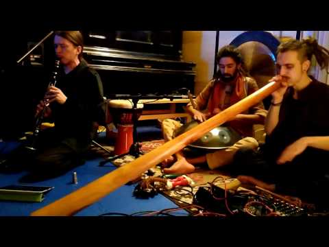 Jangala on earthquakening fest