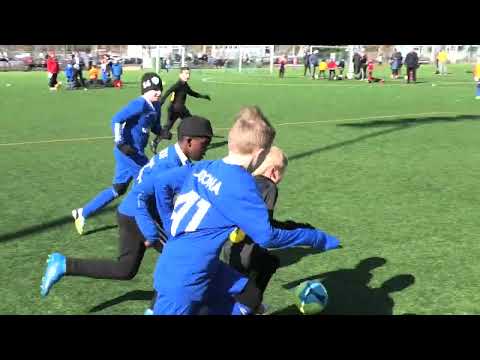 2023-04-29 EBK/Punainen - PiTa/Keltainen