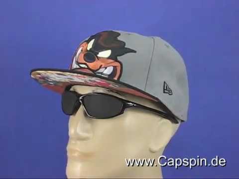 DISNEYS MICKEY MOUSE - NEW ERA CAP - PRINCE AND PAUPER 2 OFFICIAL