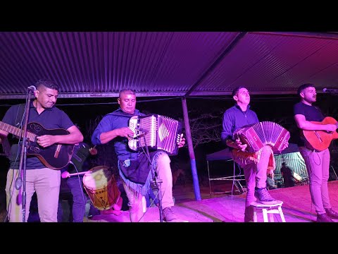 Cristian Flores La Máquina Chamamecera 🪗🤠🎸