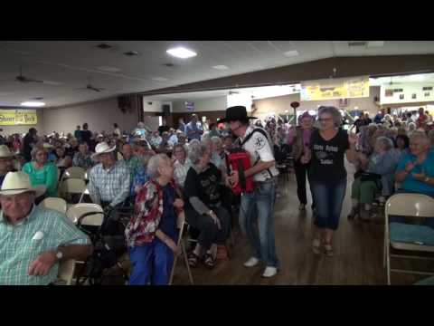 2017-04-21 Chris Rybak When The Saints Go Marching In - 2017 Hallettsville Fiddle Contest