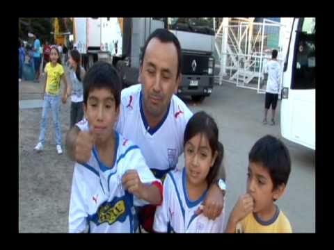 "Hinchas, Pasión son Límites - El Gol Inolvidable - Norambuena y la UC Campeón" Barra: Los Cruzados • Club: Universidad Católica