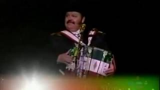 Ramon Ayala Y Los Bravos Del Norte-Dos Monedas ( En Vivo)