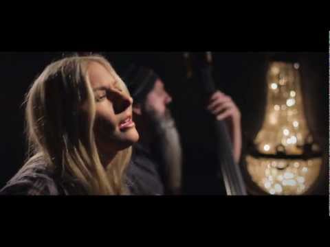 Holly Williams - Drinkin' Official Video