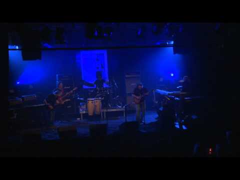 Deja-Vu - Peace & Love