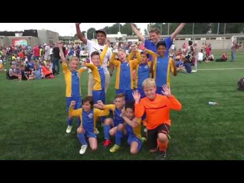 Blauw Geel 38 JO11 7 vs P. Irene JO11-5 op 3 juni 2017