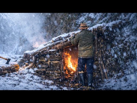 Extreme Winter Survival Camping in Heavy Snowfall | Building a Bushcraft Shelter Alone