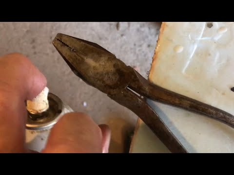 RESTORING pliers that are seized and rusty (3 minute fix)