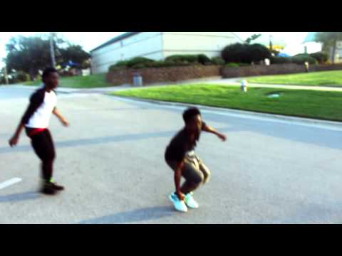 ILoveMakonnen - Maneuvering (Nike Boyz) shot by @Jmoney1041