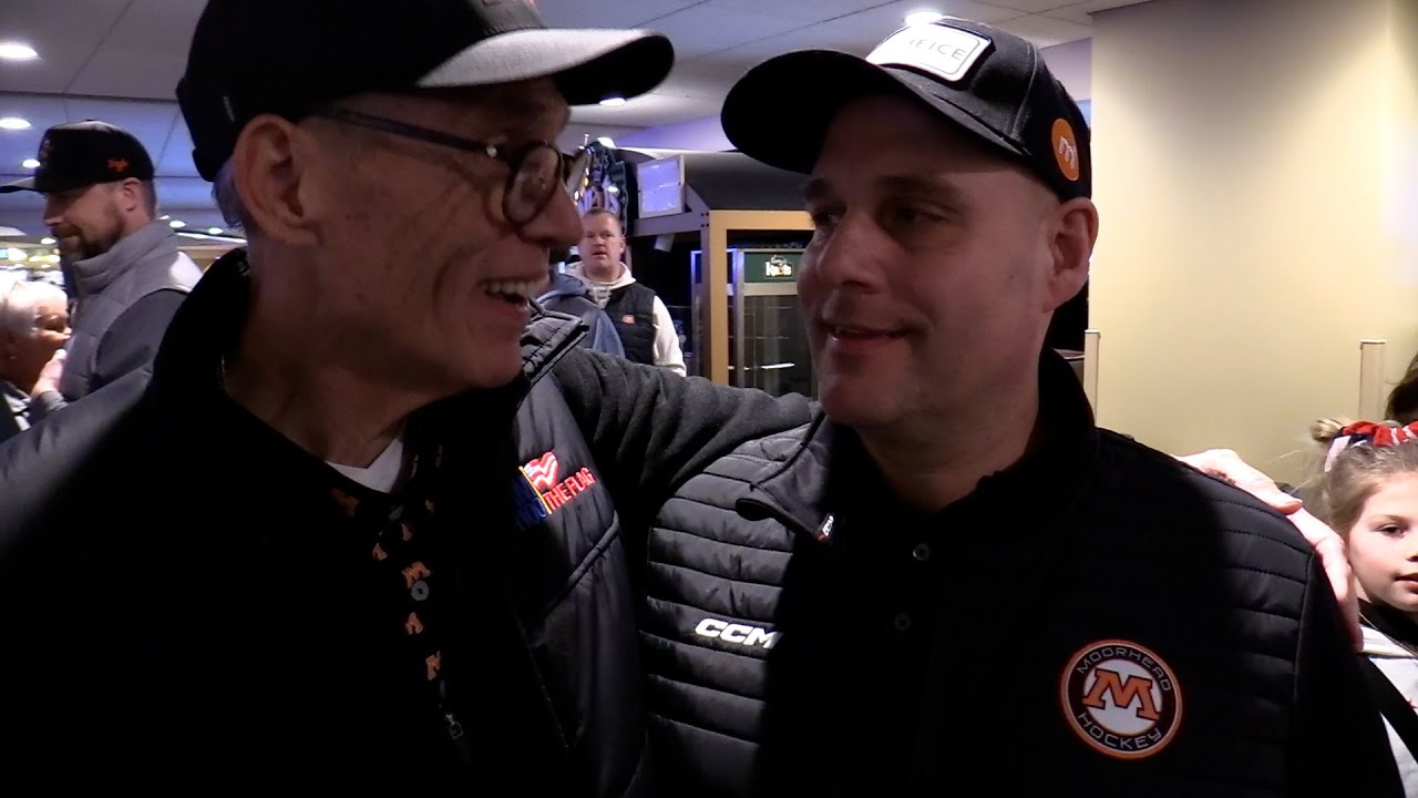 Scott chats with fans | Spuds Fan Cam 25