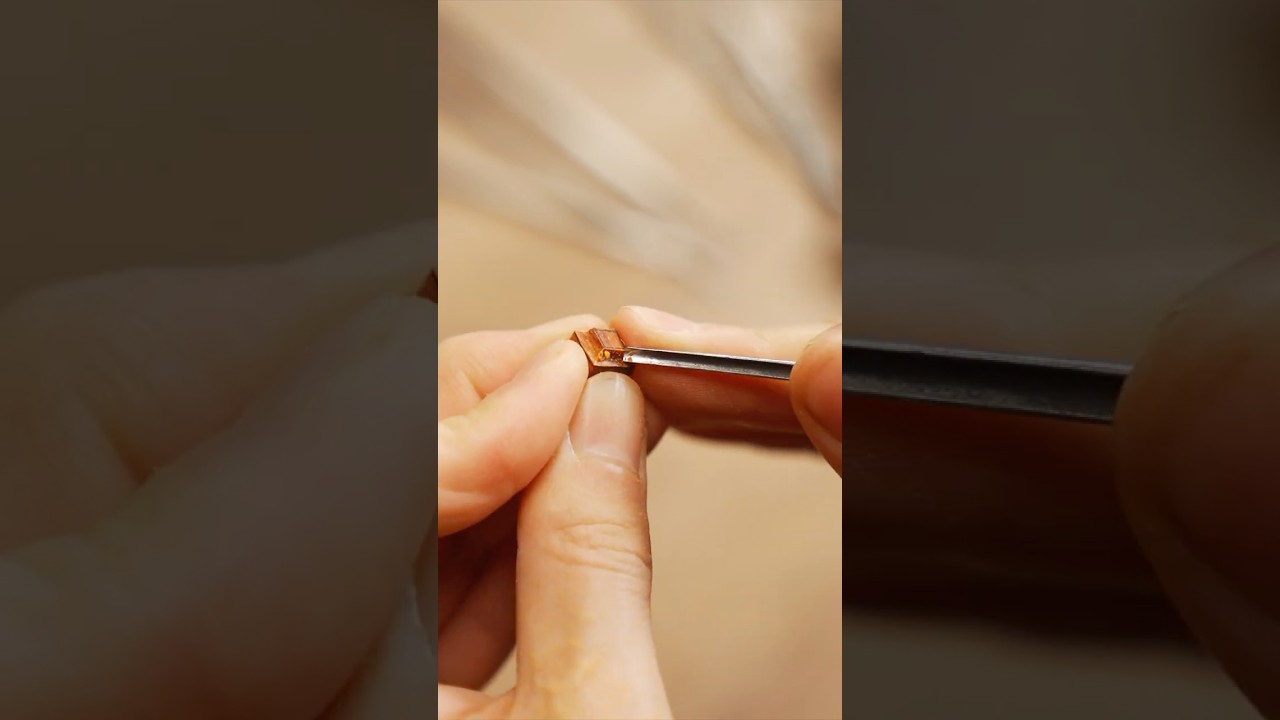 Handcrafting an elegant wooden hairpin using traditional Chinese dougong structure#wood #diy  #craft
