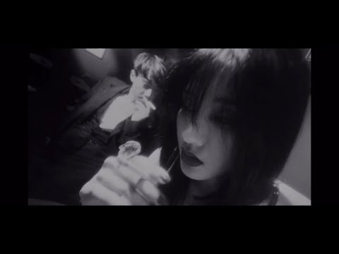 Crystal Castles VS Bloc Party - Hunting For Witches