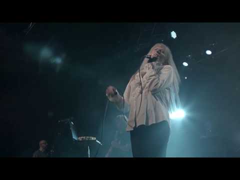 Unruly Child - Tunnel of Love /Unhinged live in Milano/