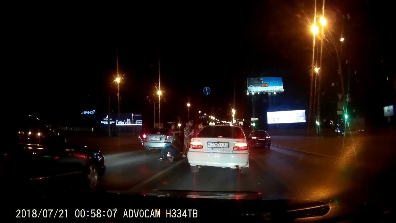 Массовая драка ночью на мосту в Новосибирске